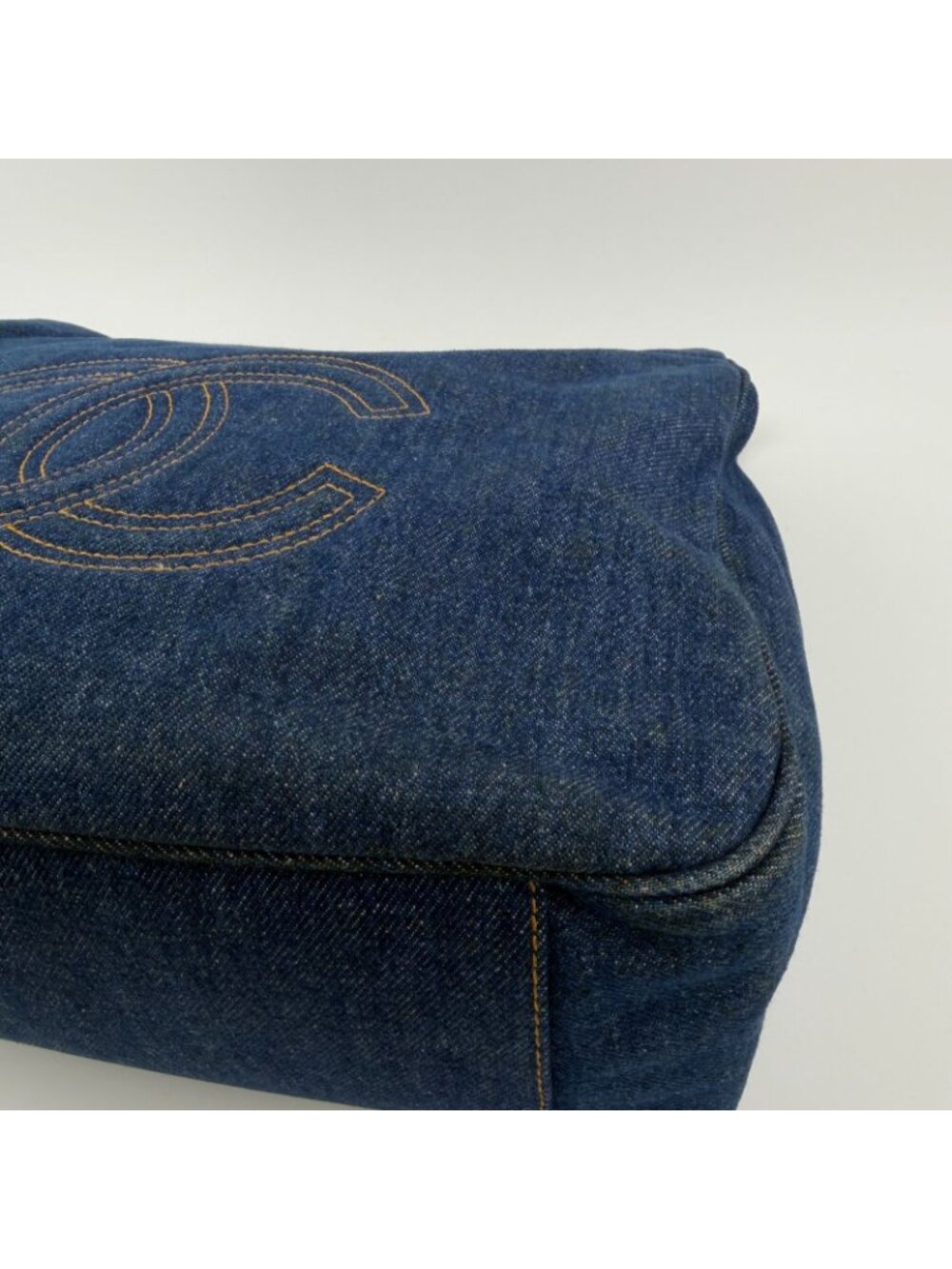★SOLD★ Chanel CC Logo Handbag Blue Denim Vintage - Picture 8 of 15